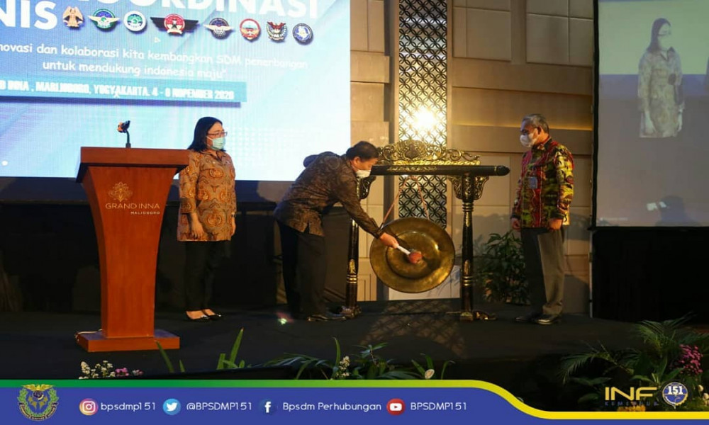 Kepala BPSDM Perhubungan membuka Rapat RAKORNIS Pusat Pengembangan Sumber Daya Manusia Perhubungan Udara (PPSDMPU)