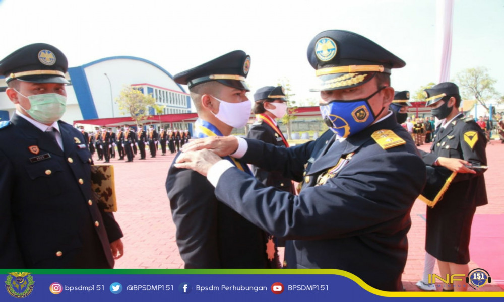 LULUSAN PERGURUAN TINGGI KEMENTERIAN PERHUBUNGAN, SIAP MEMPERKUAT KONEKTIVITAS DAN AKSESIBILITAS TRANSPORTASI DI SELURUH WILAYAH NKRI