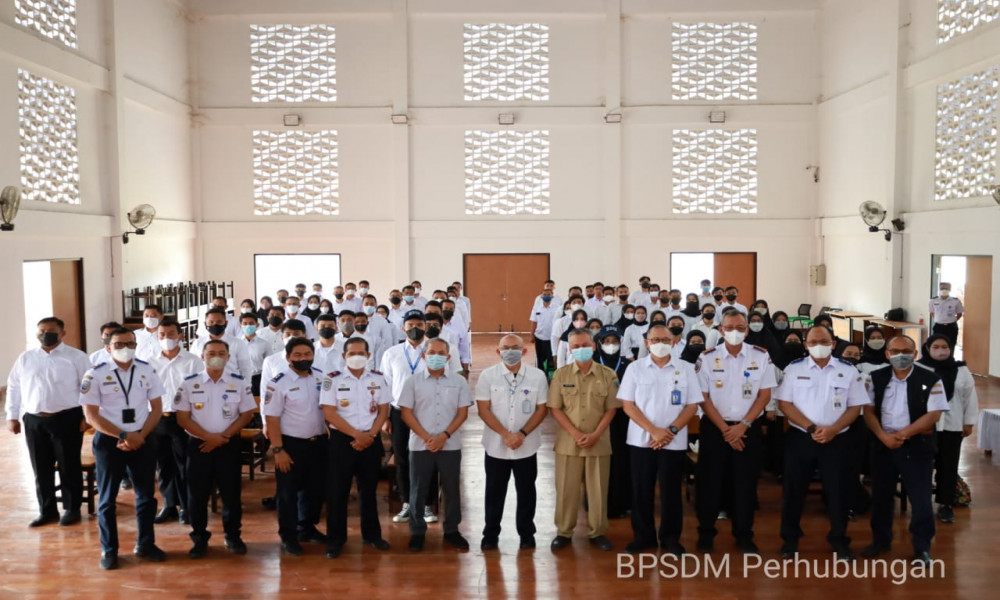SIAPKAN SDM PENERBANGAN BANDARA DHOHO KEDIRI, KEMENHUB SELENGGARAKAN DIKLAT PEMBERDAYAAN MASYARAKAT